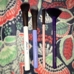 Variety of makeup brushes **60 value**